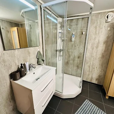 Appartamento Comfycorner 4 Bedroom Sola